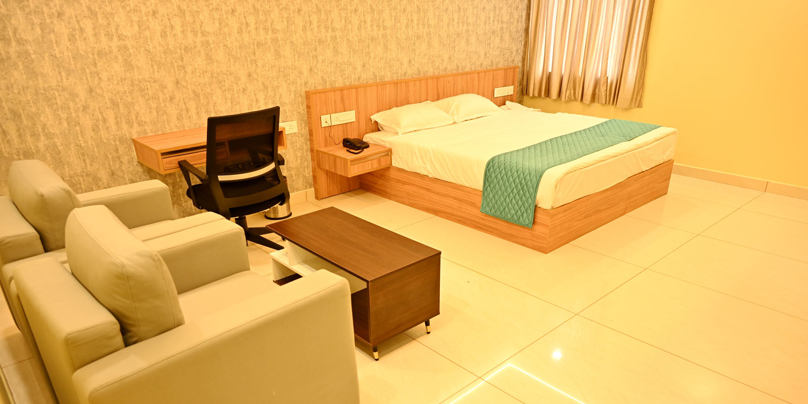 Luxury hotel room